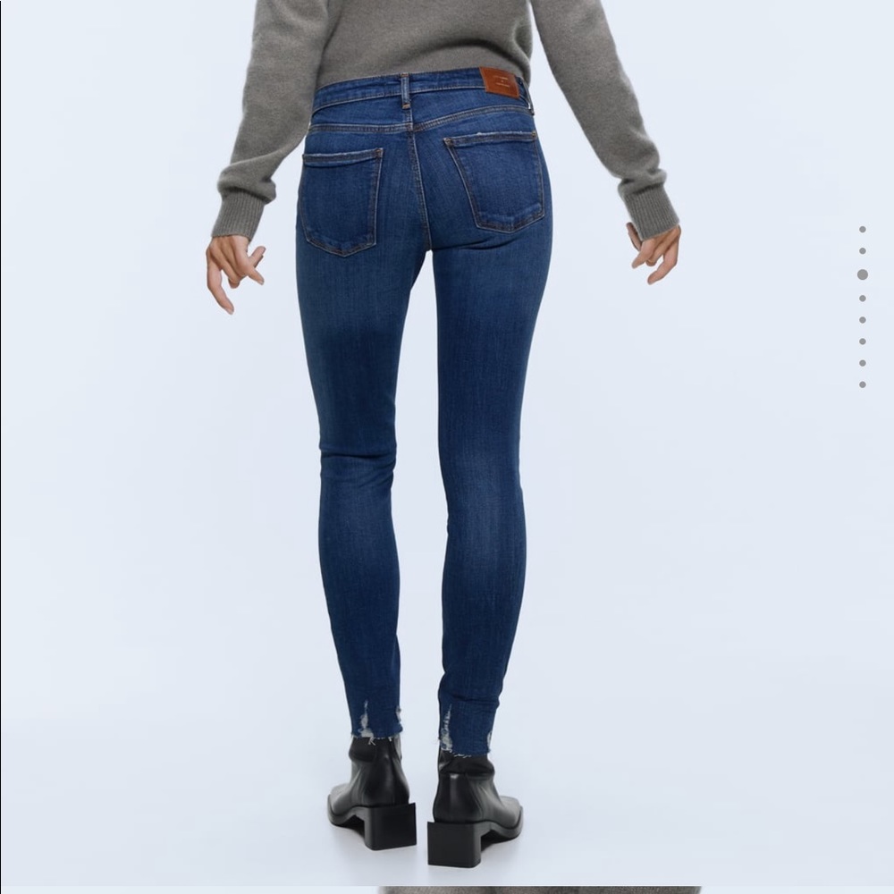 ZARA- Blue jeans